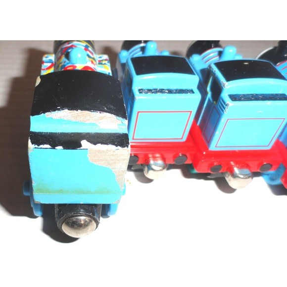 Lot of 5 Thomas The Train Tank Engines Wooden, Metal & Plastic (2002, 2009,2013) - Picture 3 of 9